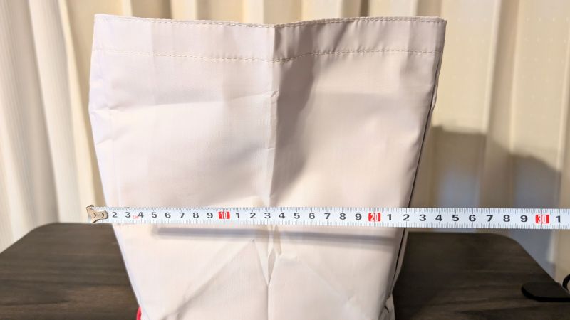 焼肉キングの保冷バッグ(奥行)